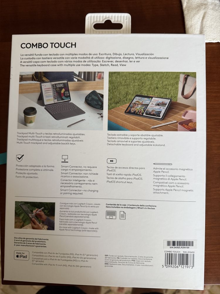 Capa com teclado Combo Touch da Logitech para iPad Air de 11 polegadas