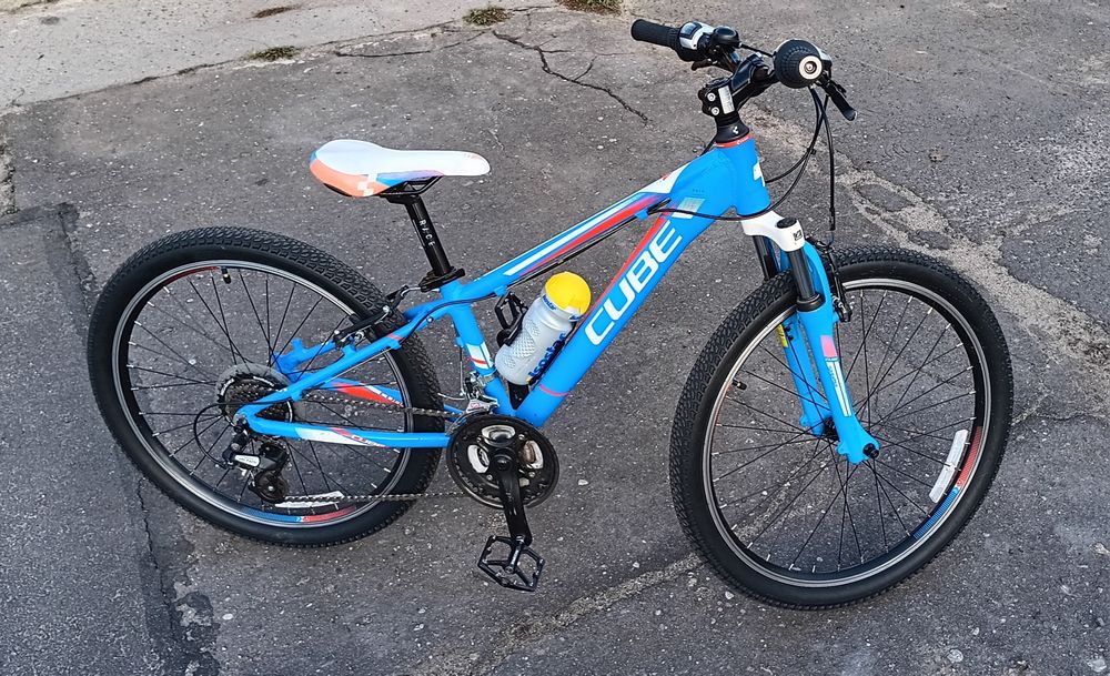 Aluminiowy rower CUBE TEAM RACE 240 koła 24 21 biegów