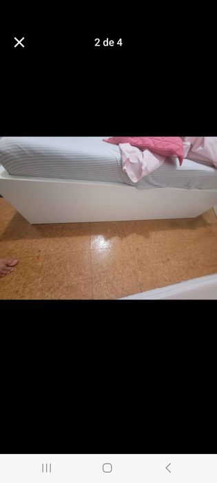 Cama ikea 200x 160 , em ótimo estado,  usado 2 anos ..sem colchão