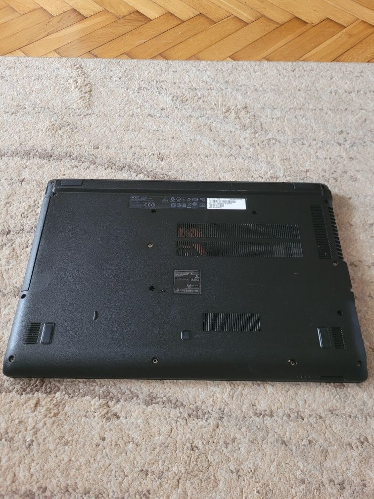 Acer w dobrym stanie Acer V 3-574G