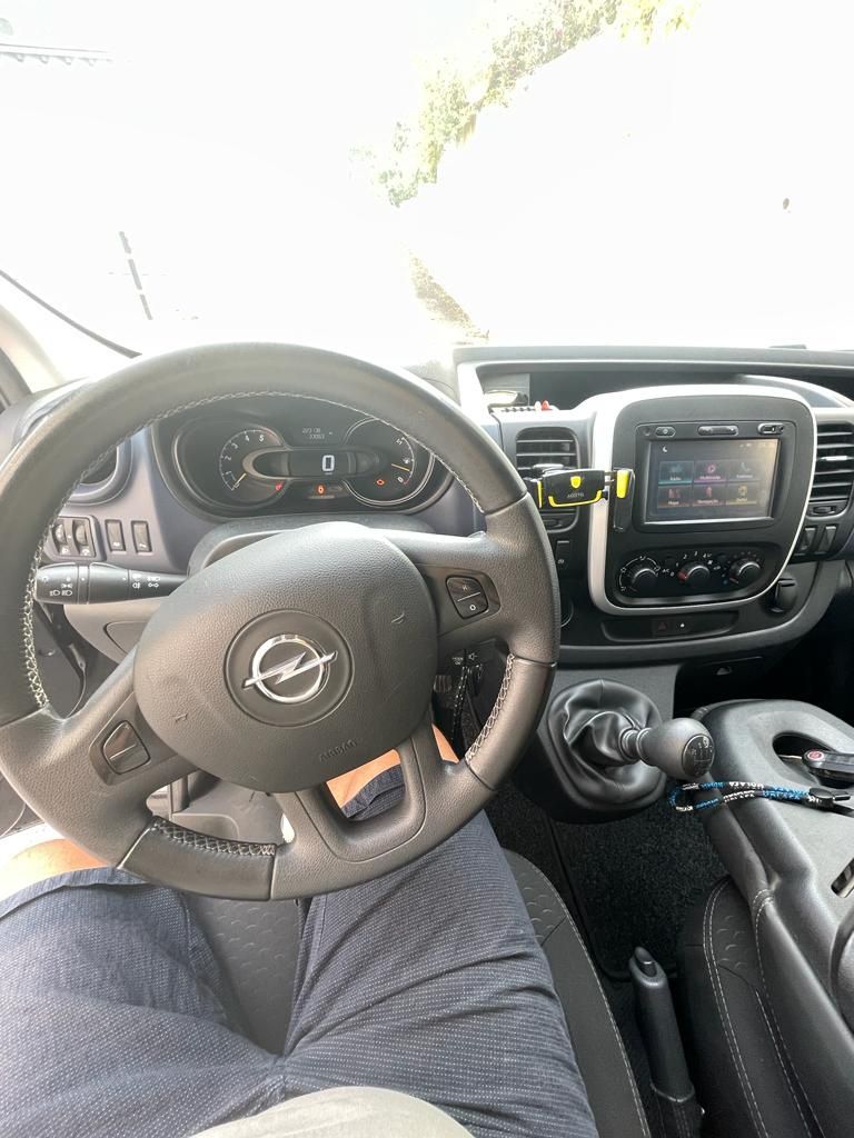 Opel vivaro 1,6 cc Biturbo com IVA