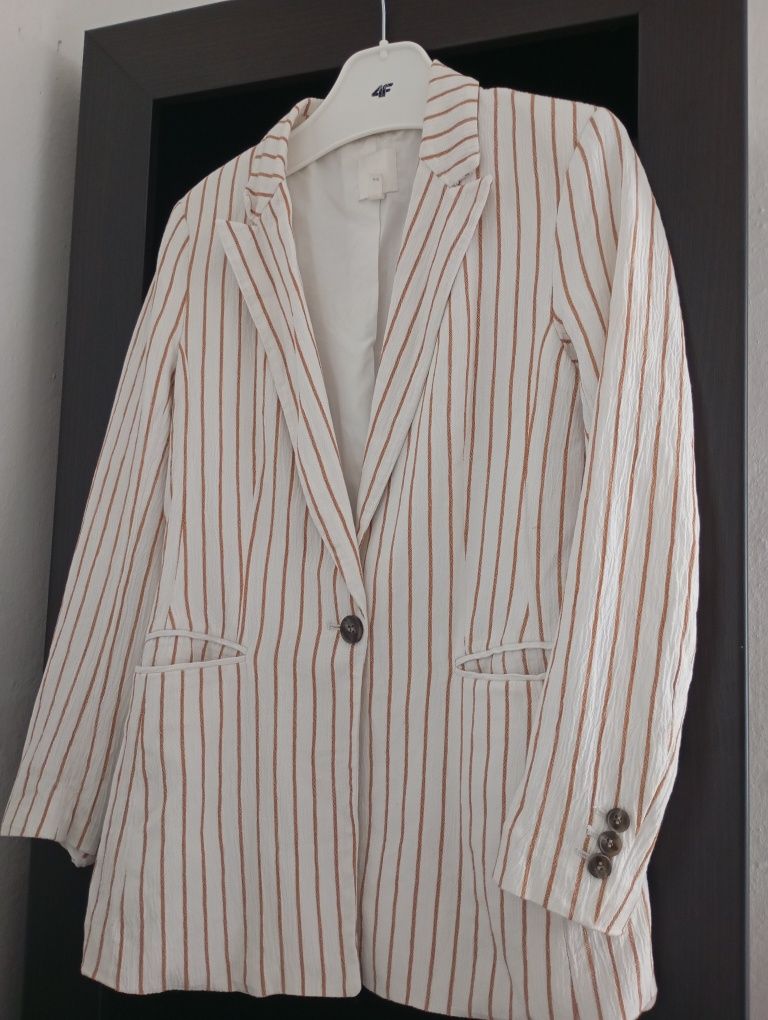 H&M S jednorzędowa marynarka w paski biało-beżowa