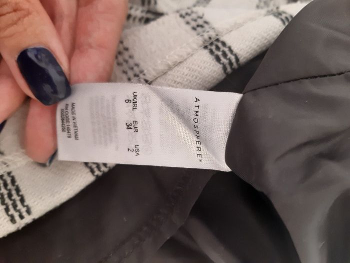 Spódniczka wełniana w kratkę skóra XS/S Atmosphere