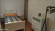 266689 - Quarto com cama de solteiro elegante e...