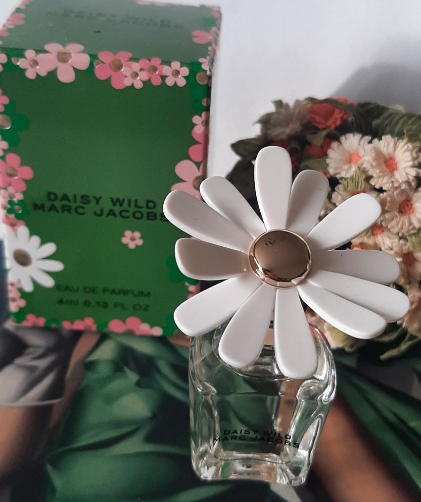 Marc Jacobs Daisy Wild edp 4 ml, miniatura