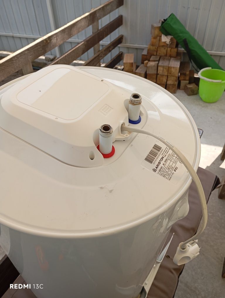 Бойлер Ariston 80L