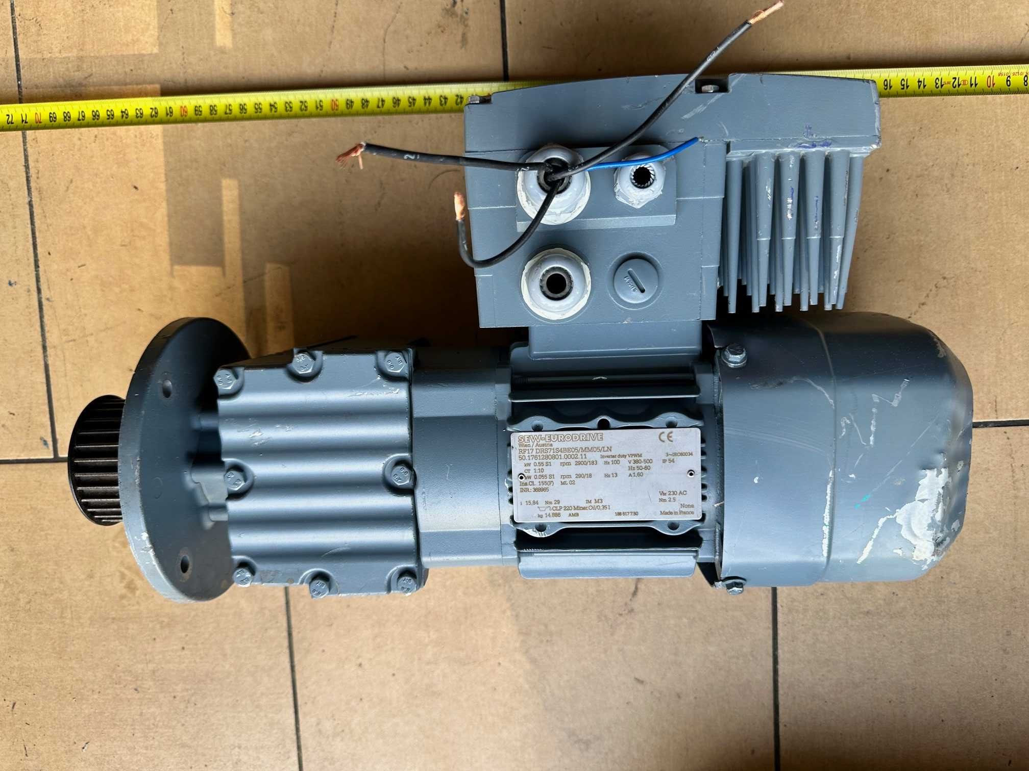 Motoreduktor, silnik sew z falownikiem 0,55 kw zakres obr 18-183