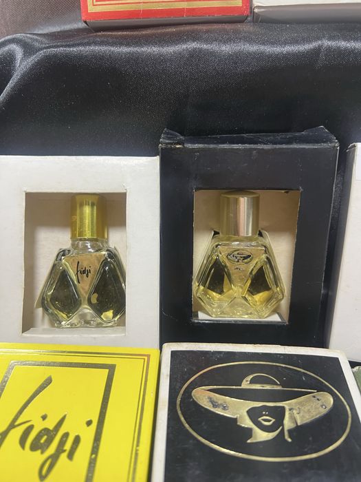 Духи 90-х опиум фиджи магия ночи камелия