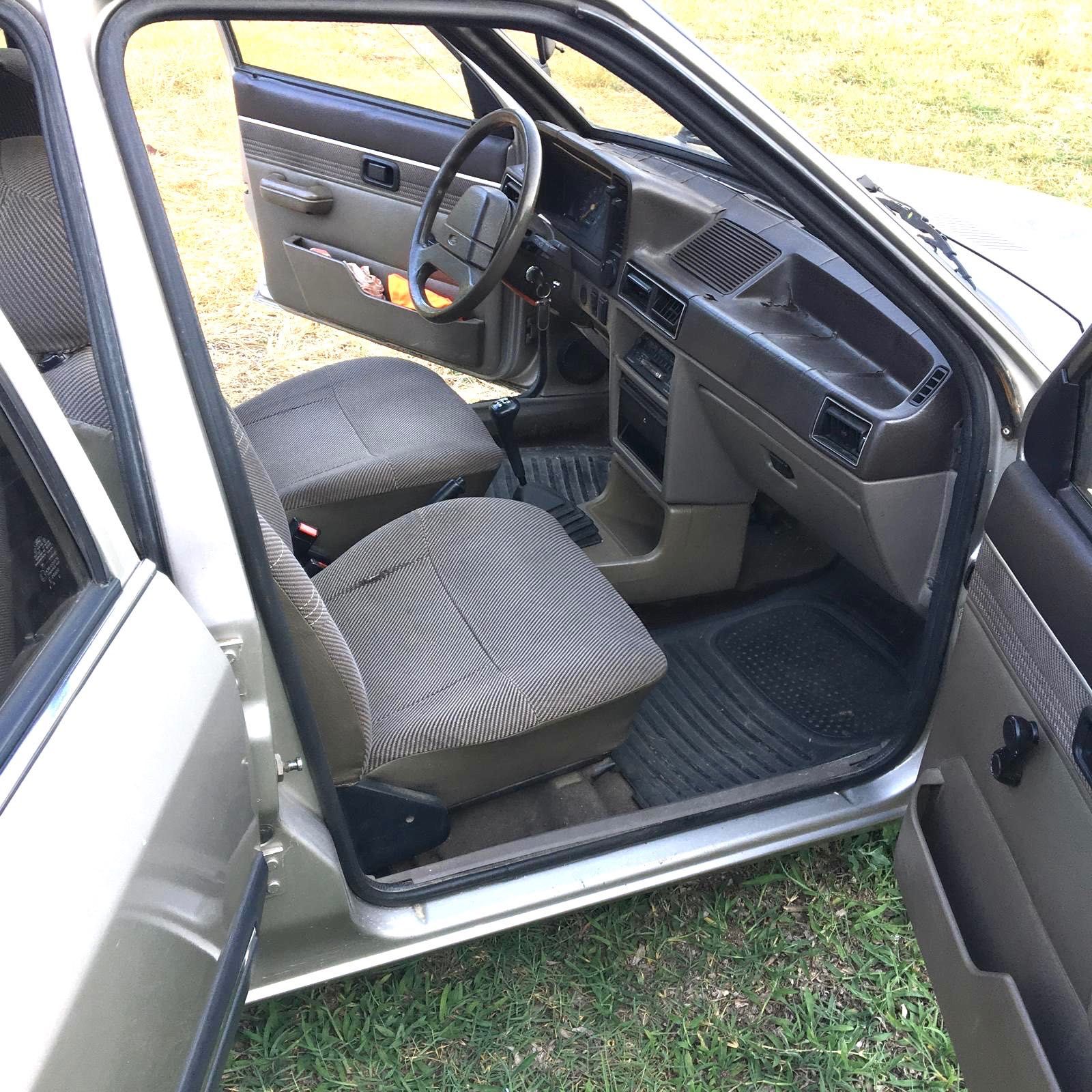 Carro Ford Orion GL 1.6