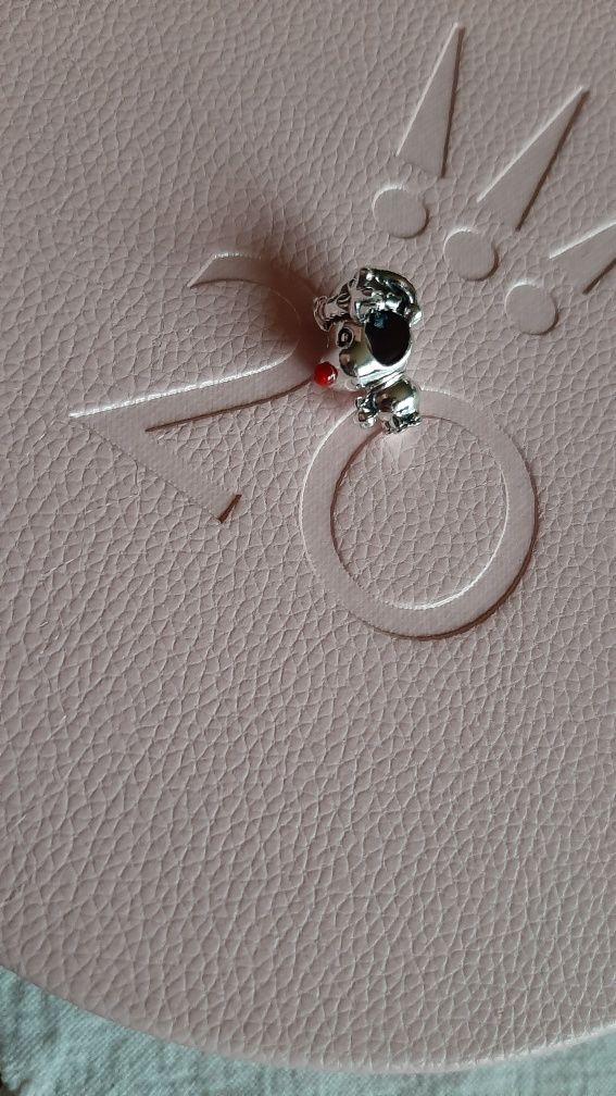 Pandora charms renifer czerwononosy Rudolf