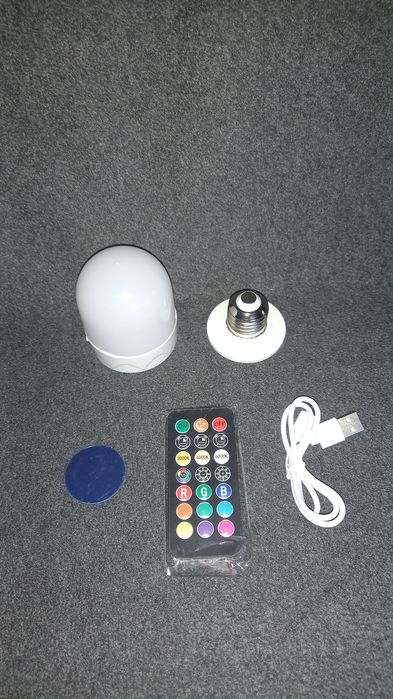 Акумуляторна RGB лампа на магніті і з цоколем