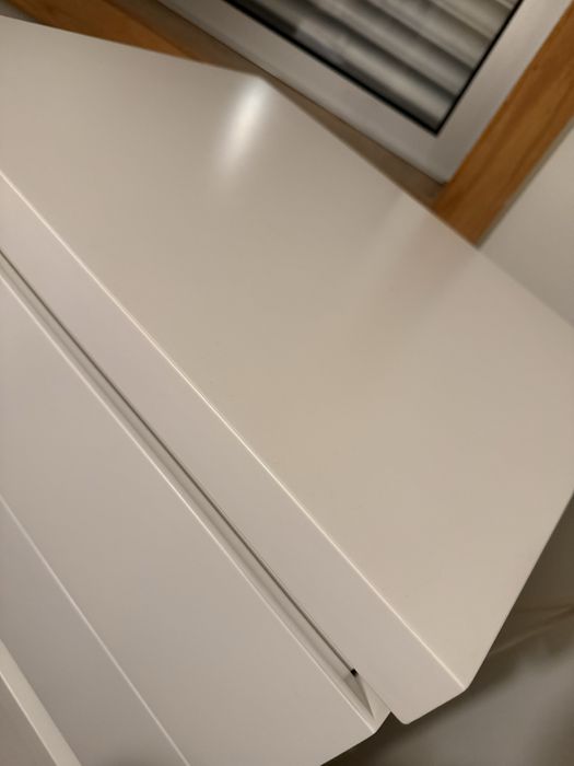 Conjunto de quarto JOM – 2 cómodas + 2 mesinhas de cabeceira lacadas