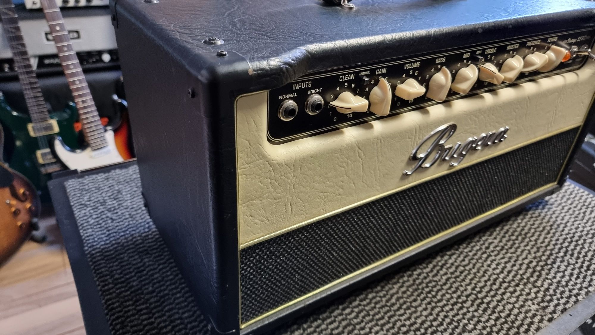 Amplificador Bugera Vintage 55 HD Guitar Amp Head