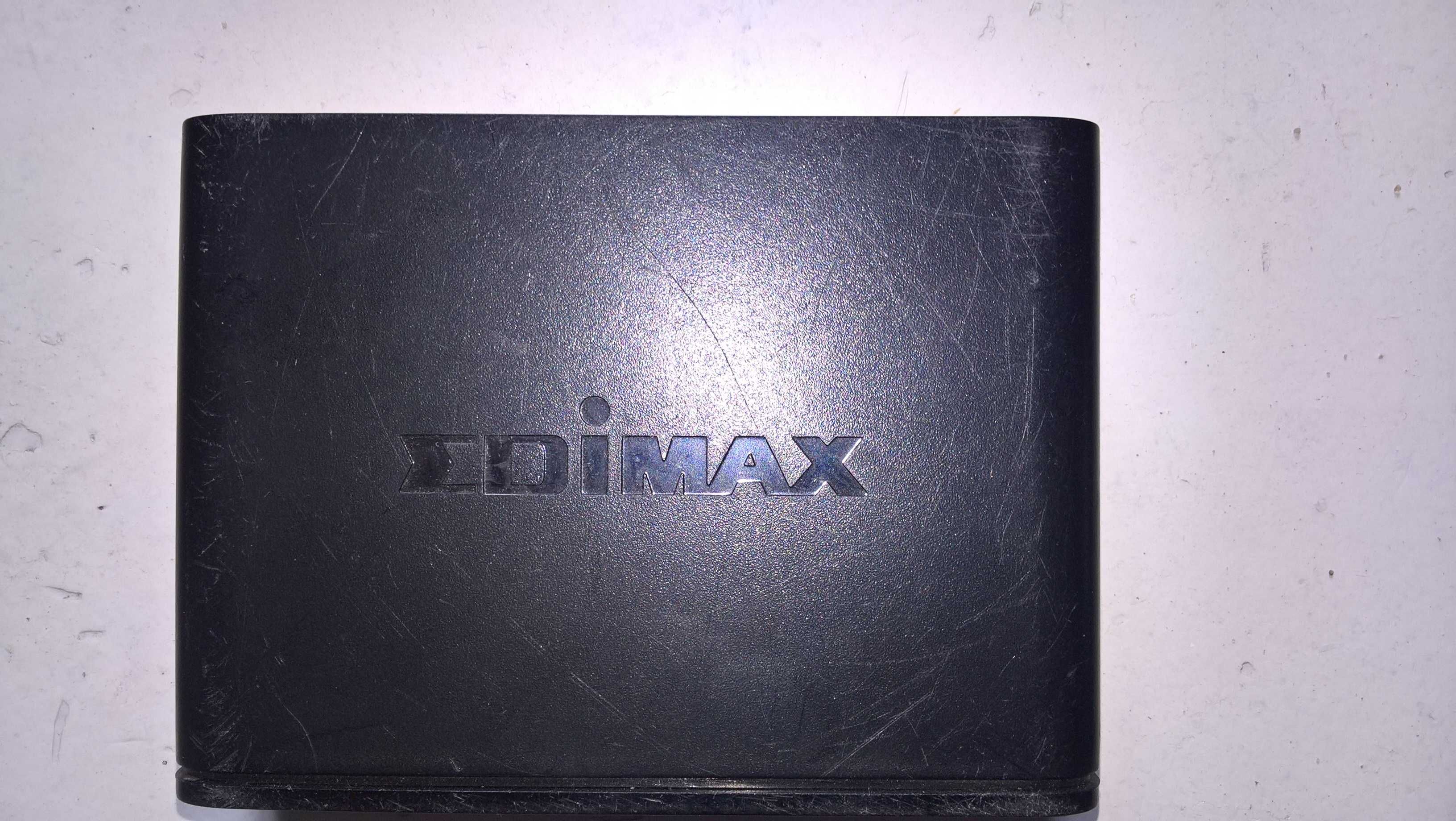 Комунікатор Edimax ES-3305P