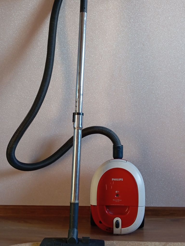 Пылесос  PHILIPS
