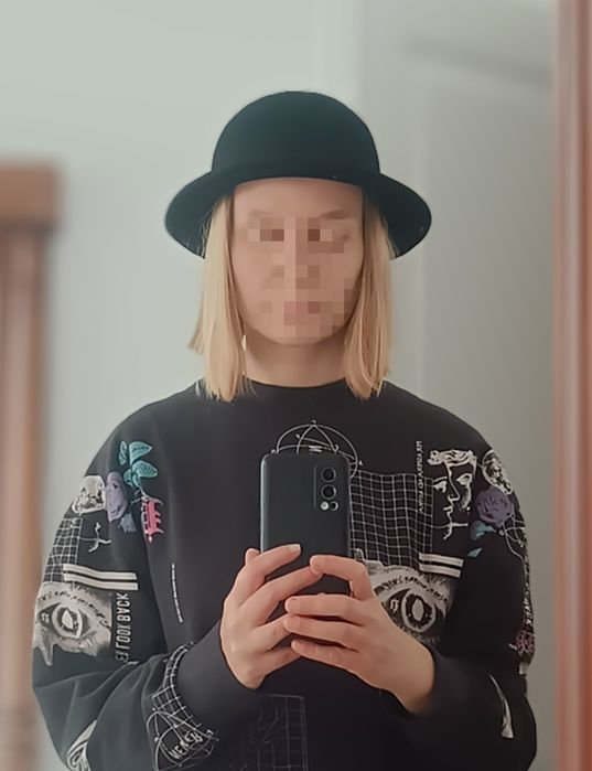 Czarny, klasyczny kapelusz M