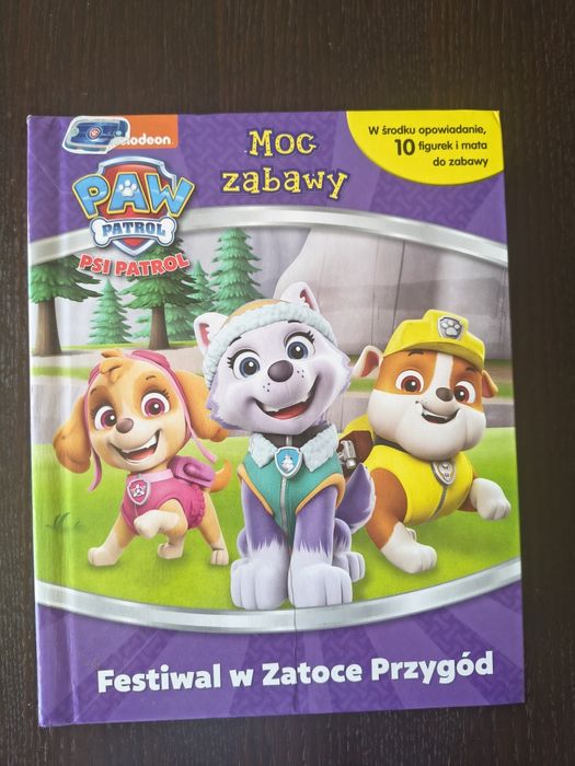 Psi patrol książka, figurki i mata do zabawy