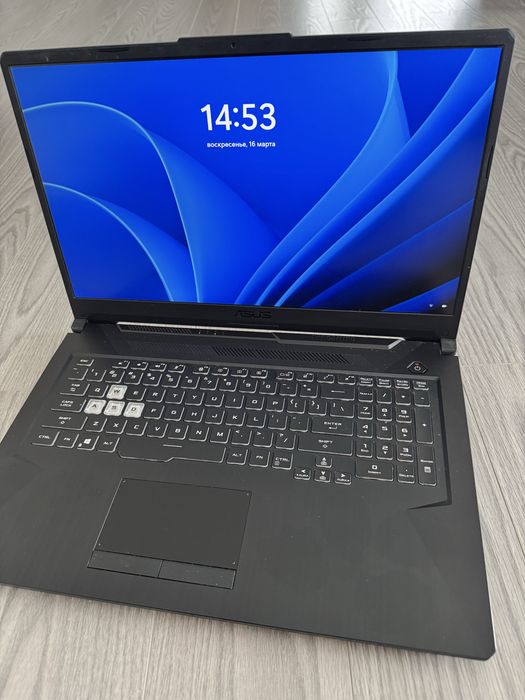 Asus Tuf F17 i5/RTX3050