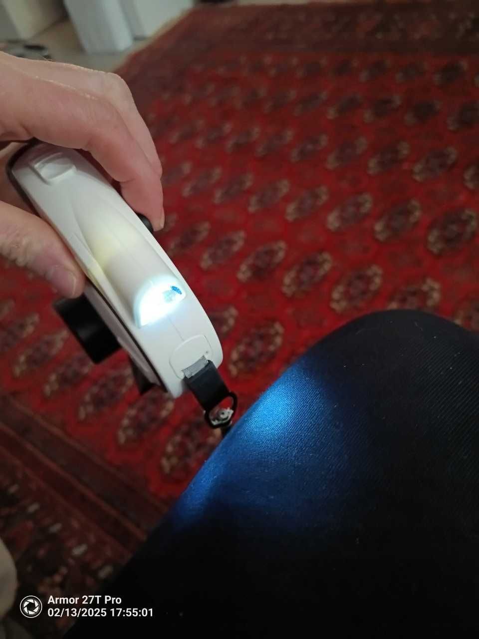 Smycz Automatyczna Dla Psa, Odblaskowa Z Blokadą, Pojemnik I Latarka
