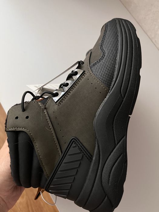 Ботінки,ботинки Reserved 35р.