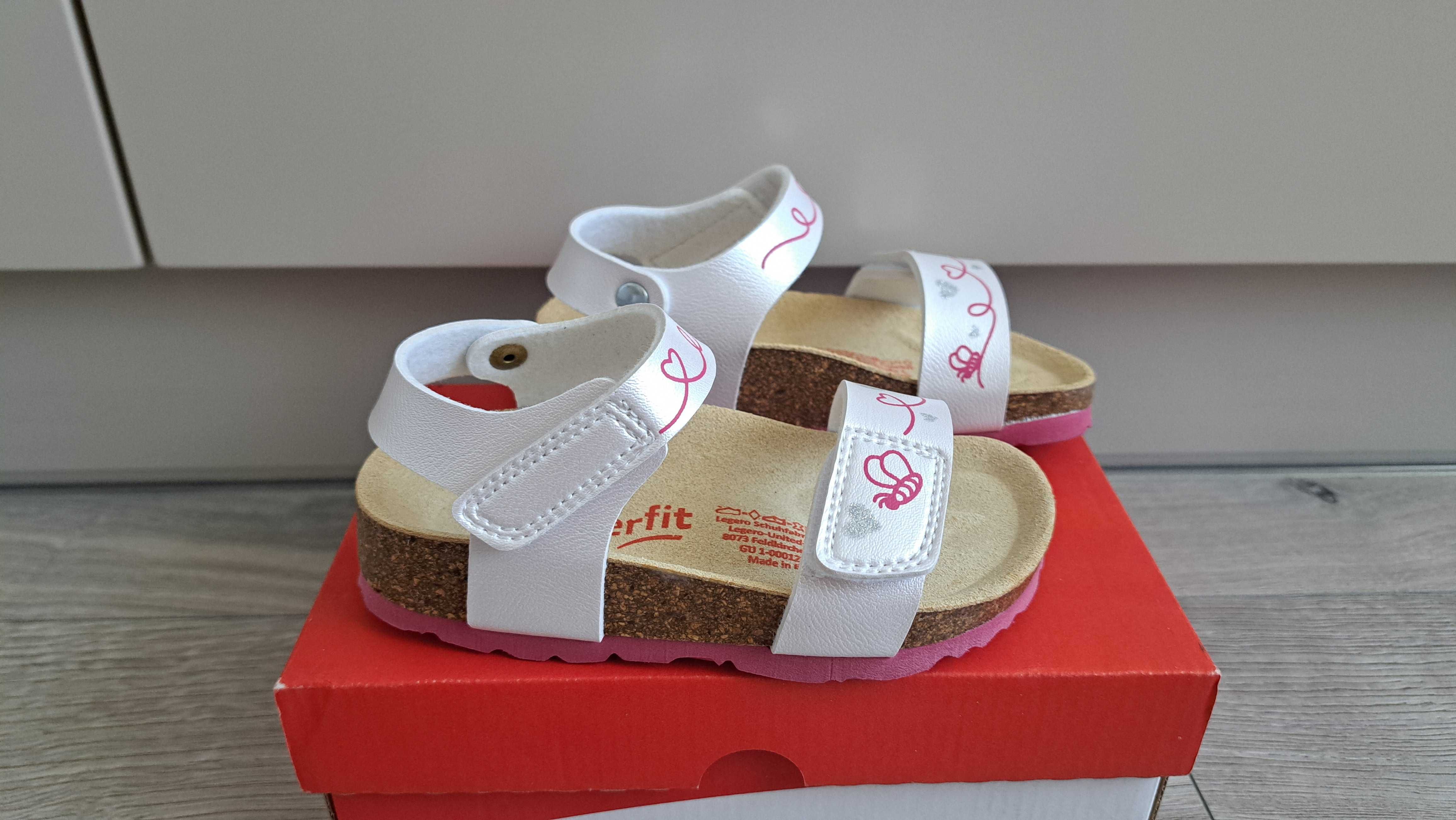 Босоніжки сандалі зара Geox