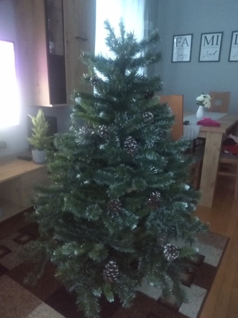 Sprzedam choinkę