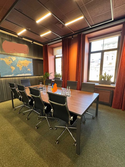 Офіс в БЦ Леонардо, метро Золоті Ворота, Театральна