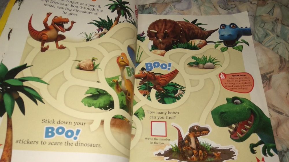 книга журнал на английском dinosaur ROAR динозавр игры