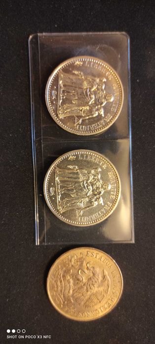 Zestaw 3 srebrnych monet 10 franków 2 szt. i 25 pesos