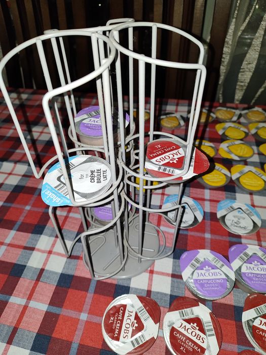 Stojak na kapsułki do ekspresu Bosch