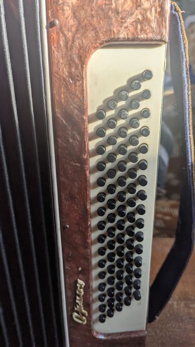 Акордеон Акорд .