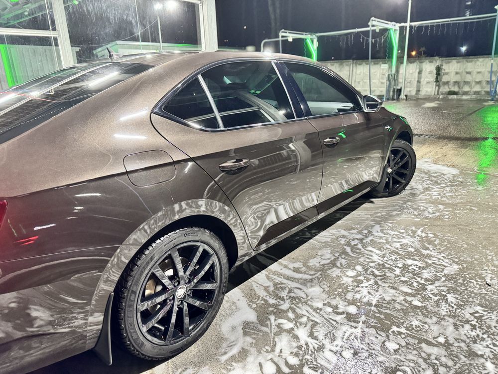 Skoda superb 4*4 2л дизель (190л.с)2016г