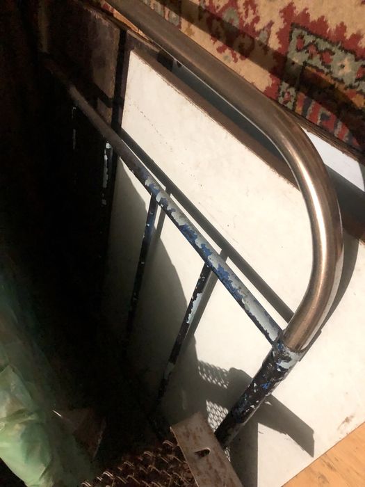 Ліжко металеве з пружинною сіткою. Кровать