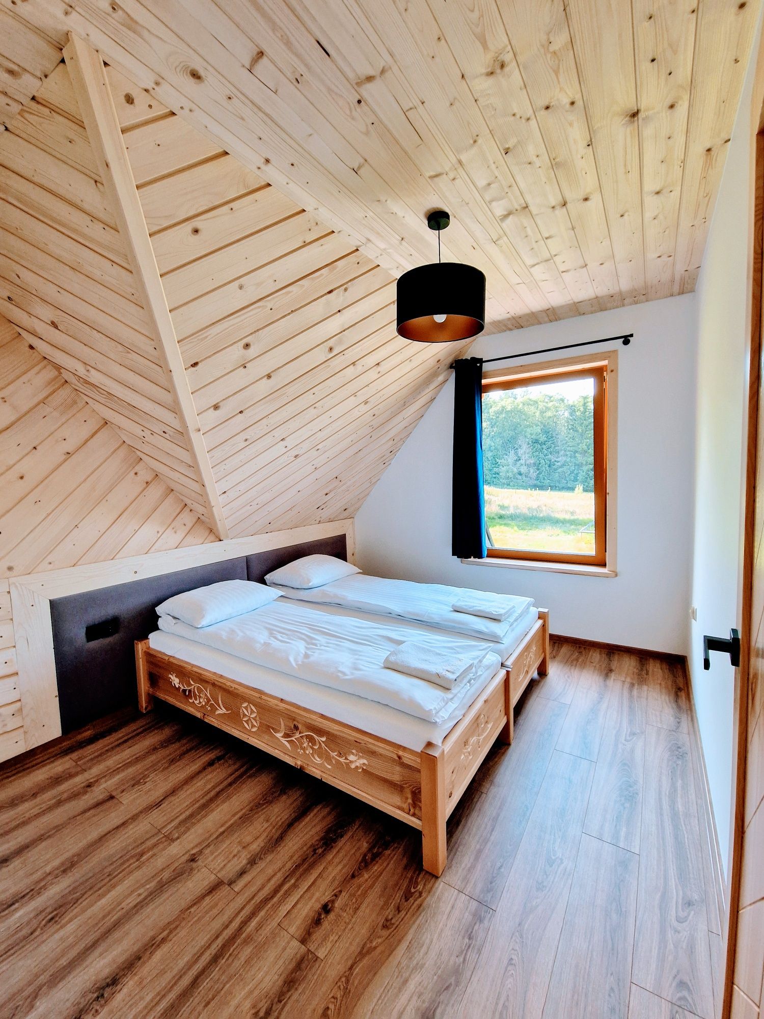Domek z jacuzzi,  balia na wyłączność Termy Chochołów domek Zakopane