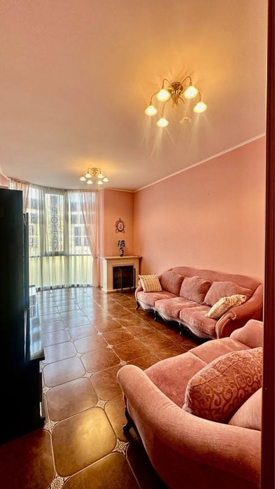 Продам 3 кім.кв., три ОКРЕМІ кімнати+кухня,Павлово Поле / ТОРГ
