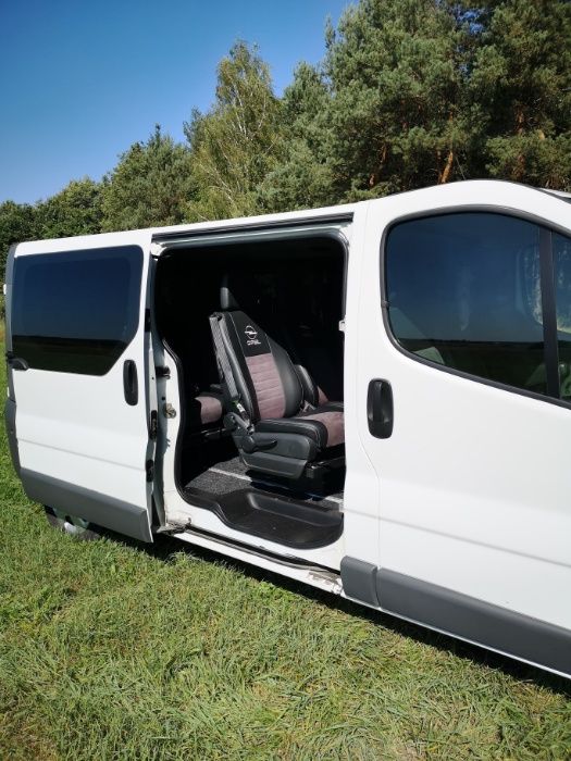 Wynajem, wypożyczalnia busów osobowych i dostawczych