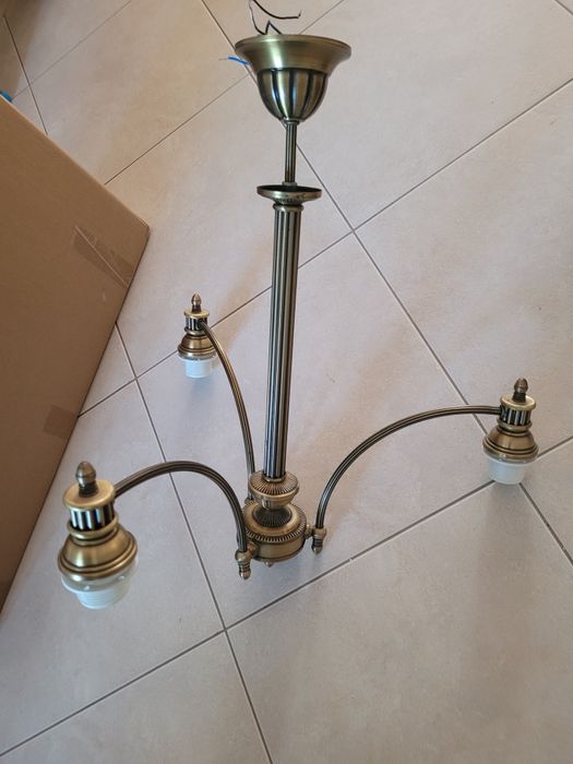 Żyrandol retro vintage pozłacany złoty beżowy klosz na 3 żarówki