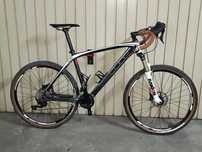 CUBE Elite, carbono