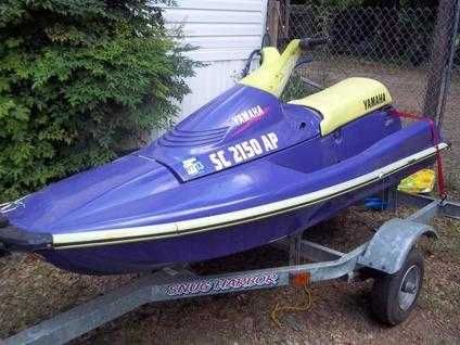 Skuter Wodny Yamaha Waverunner  kadlub