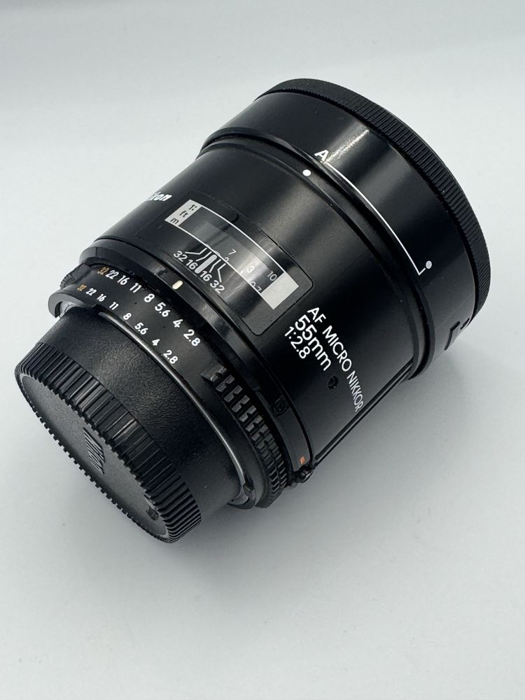 Obiektyw Nikon 55 2,8 Micro AF