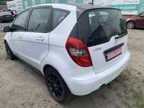 Mercedes-Benz A-180