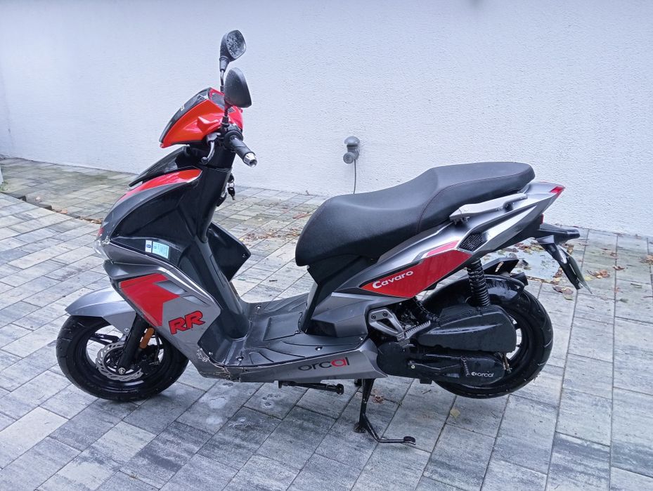 Skuter orcal cavaro RR 2023 rok niski przebieg 7 tys km.