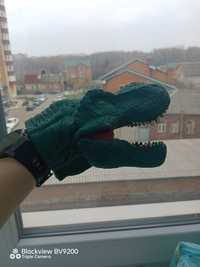 Динозавр- рука.
Динозавр- кольцо