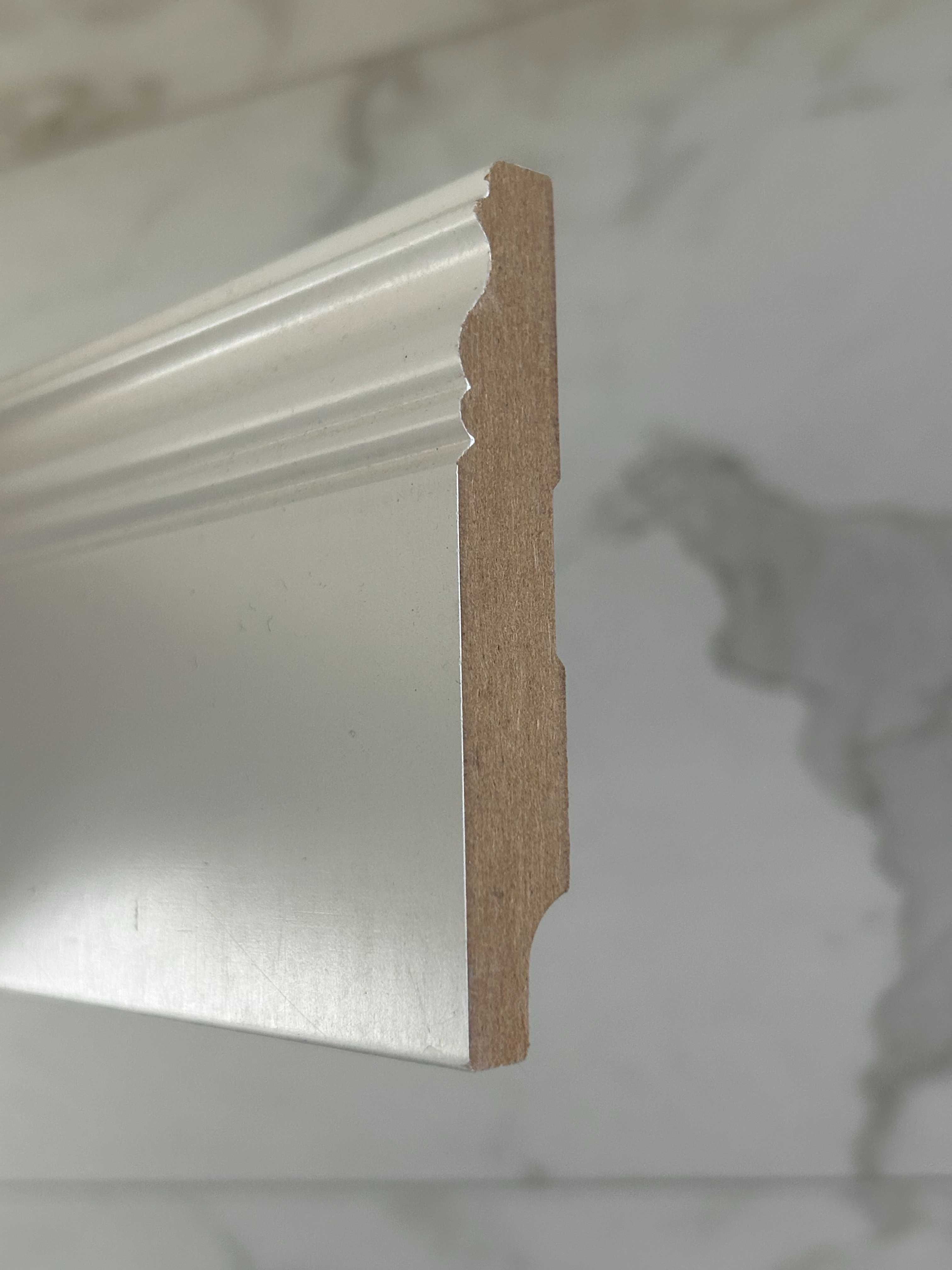 NOWA listwa przypodłogowa 19,5m - całość  RAL 9003 - MDF PREMIUM