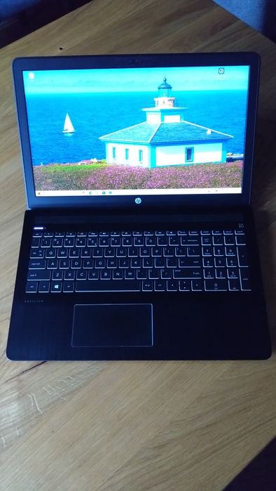 Laptop HP Pavilion 15 cali i5 16GB RAM 128GB SSD 1TB HDD