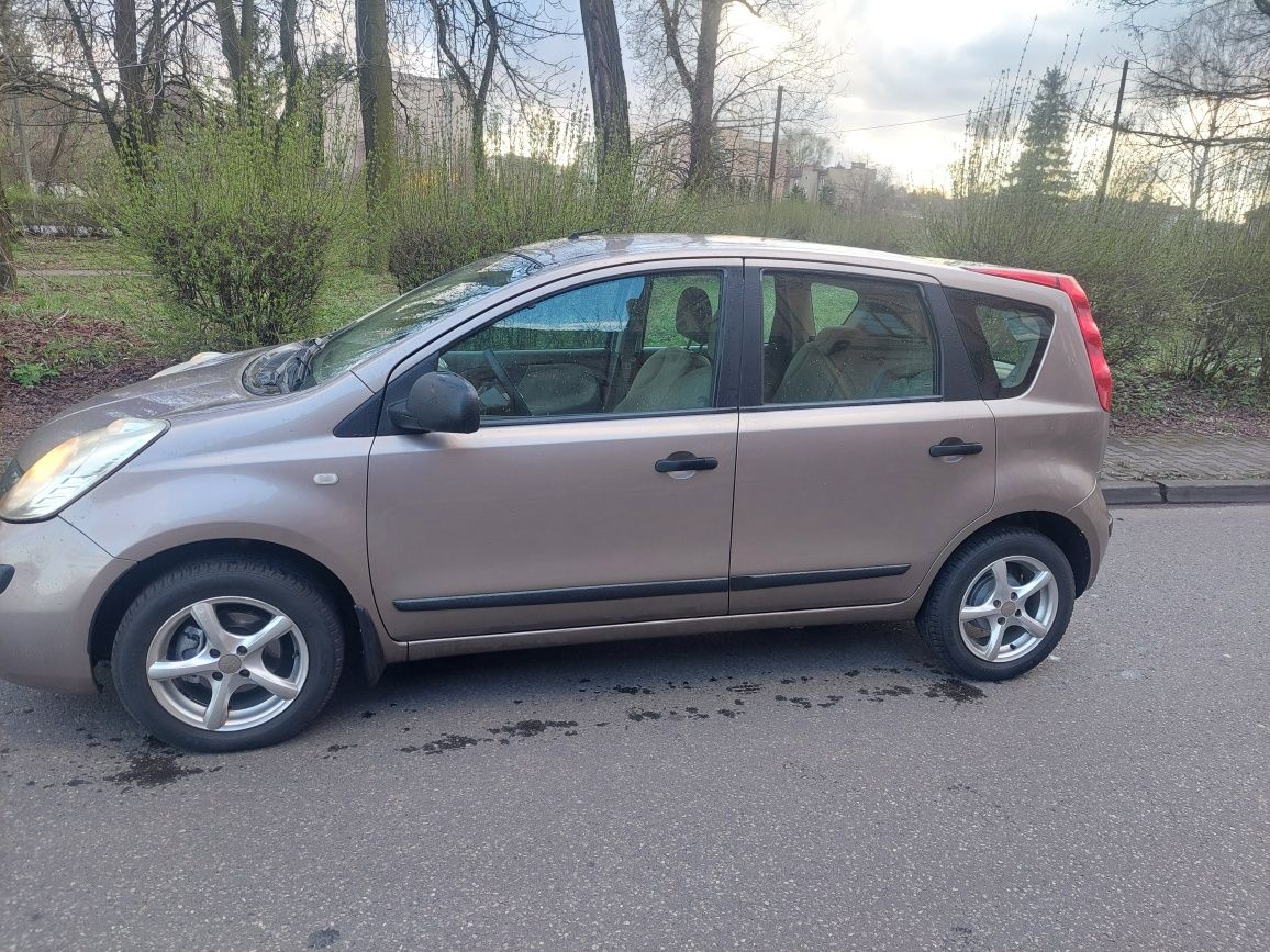 Nissan Note 1.4 benzyna