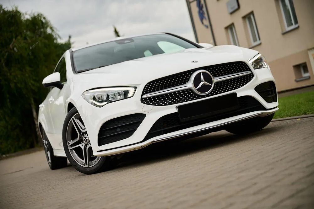 Mercedes-Benz CLA AMG Line | Ambiente | El hak | Tablety | Alkantara | Kamera | ZAREJEST