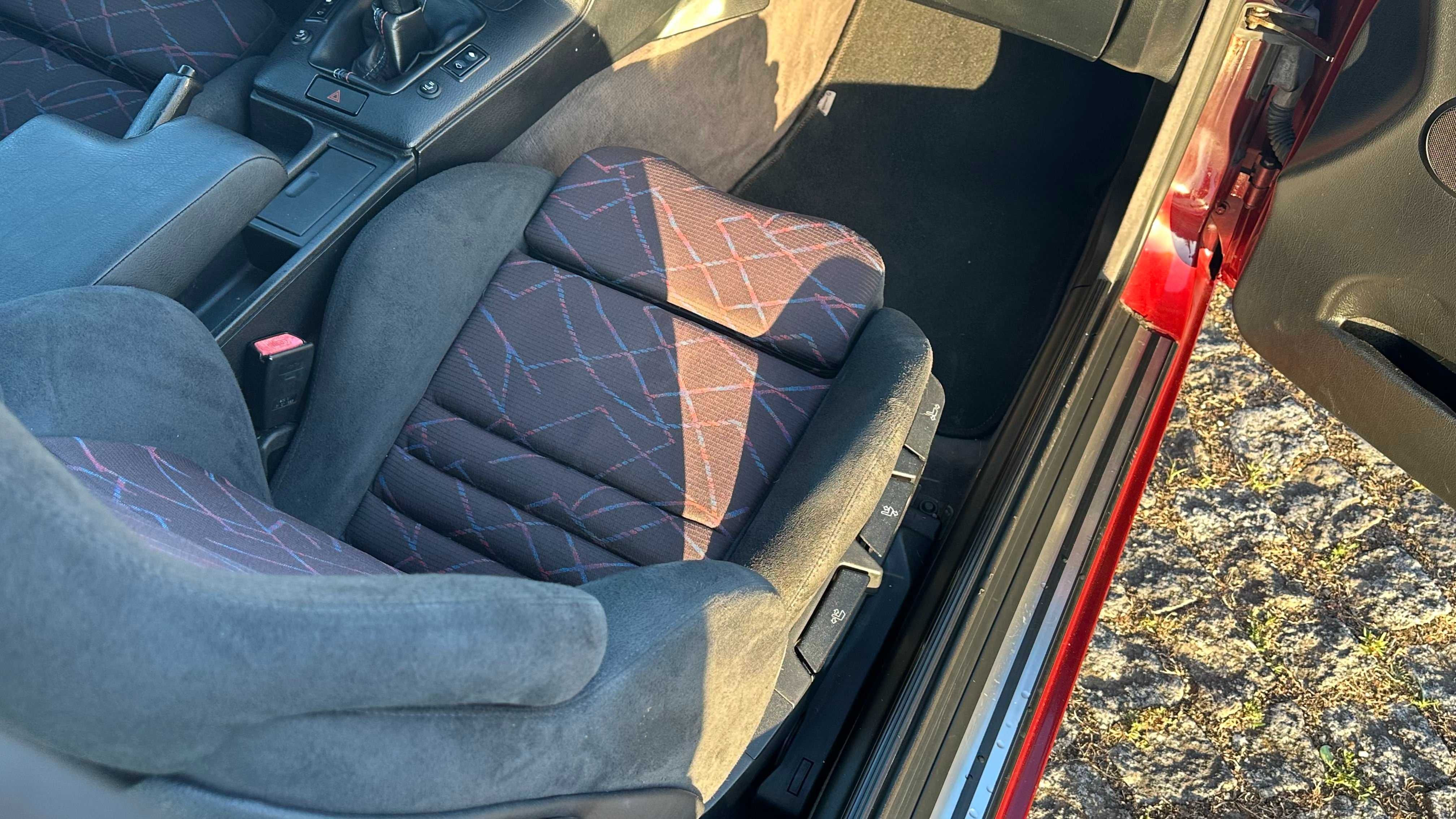 BMW E36 318 IS Coupe