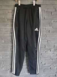 Spodnie dresowe adidas