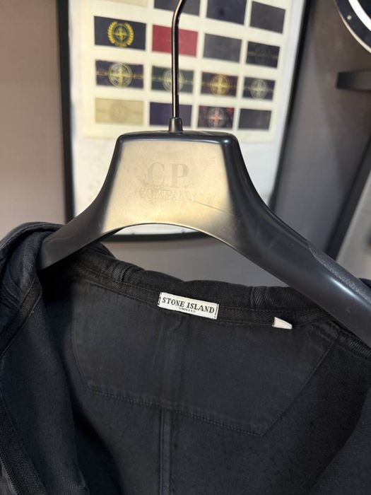 Продам кофту stone island